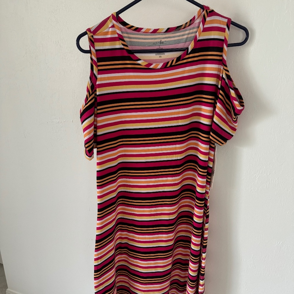 Ladies Cld Shoulder Dress NWT